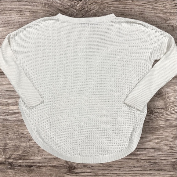 Vince Camuto Waffle Knit Lightweight Women's Cream Sweater Size Small - Picture 2 of 6